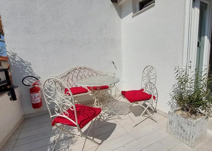 Hiša za goste Piranum With Terrace Piran