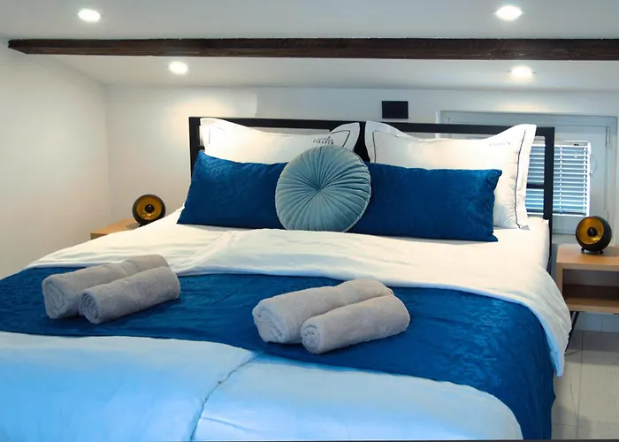 Hiša za goste Piranum With Terrace